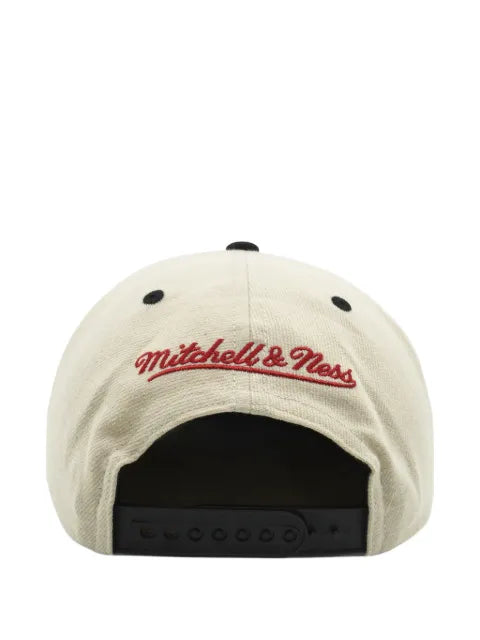 Mitchell & Ness NBA embroidered baseball cap