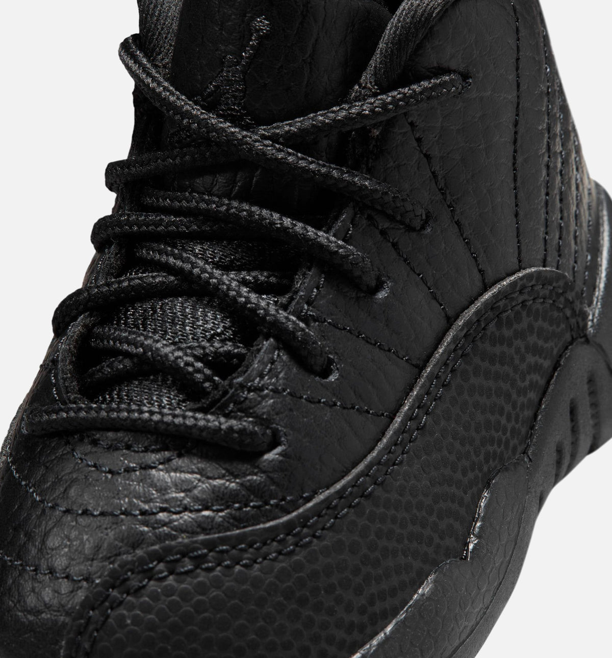 Air Jordan 12 Retro Bloodline Infant & Toddler Lifestyle Shoes - Black/Varsity Red