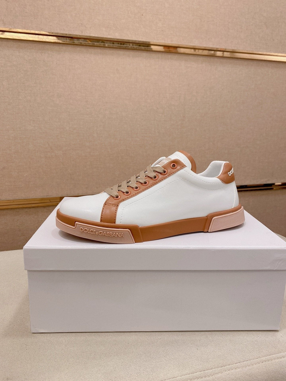 Dolce & Gabbana Low-Top Lace-Up Sneakers - Low-Profile Rubber Sole